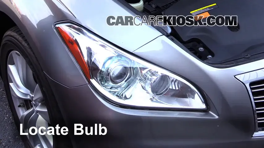 2011 Infiniti M37 X 3.7L V6 Lights Highbeam (replace bulb)